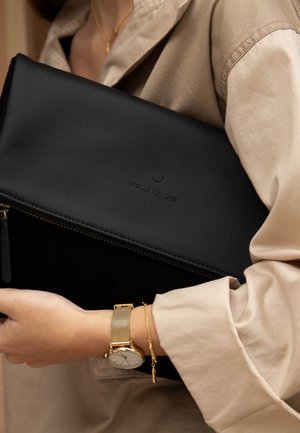 Violet Hamden HAMDEN  - Clutch - schwarz