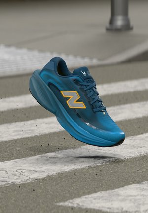 New Balance, ELLIPSE NYC MARATHON - Обувки за бягане по асфалт - altitude/streamsong
