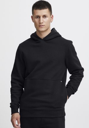 11 Project PRRAVN - Kapucni - black
