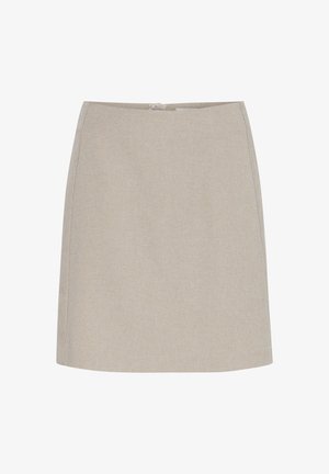 Una gonna beige a metà polpaccio realizzata in tessuto testurizzato con una silhouette aderente, dotata di una chiusura con zip nascosta sul retro.