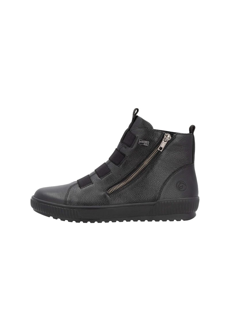 Bottines en cuir noir avec des bandes élastiques, fermeture éclair, finition texturée et semelle en caoutchouc avec un motif.