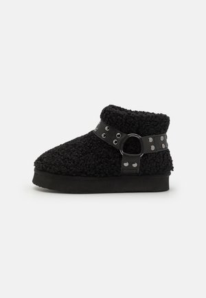 Bianco Nilkkurit - black