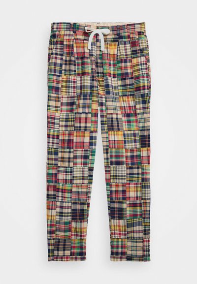 Pantaloni scoțieni colorate, cu un design patchwork în diverse nuanțe, prevăzuți cu un brâu elastic și șnur, confecționați dintr-un material ușor.