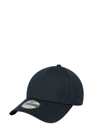 Gorra de béisbol navy con un diseño estructurado, textura hexagonal, logo bordado en la parte frontal y visera curva. Con ajuste regulable.
