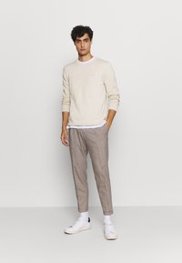 s.Oliver Pulover - off-white