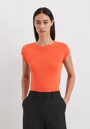SHORT SLEEVE ROUND NECK - Pamata T-krekls - burnt red