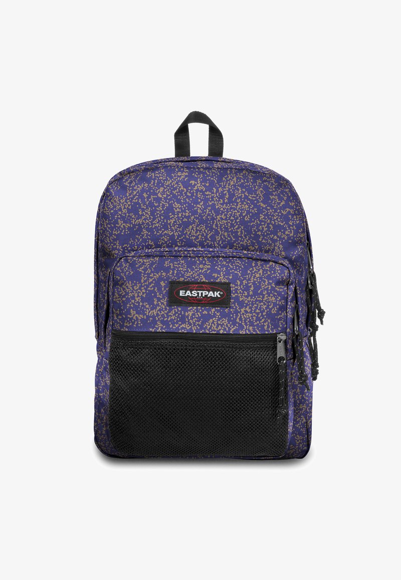 Granatowy plecak z teksturowanym wzorem w złotych kropeczkach, z czarną siateczkową kieszenią z przodu i podwójnymi kieszeniami na zamek.