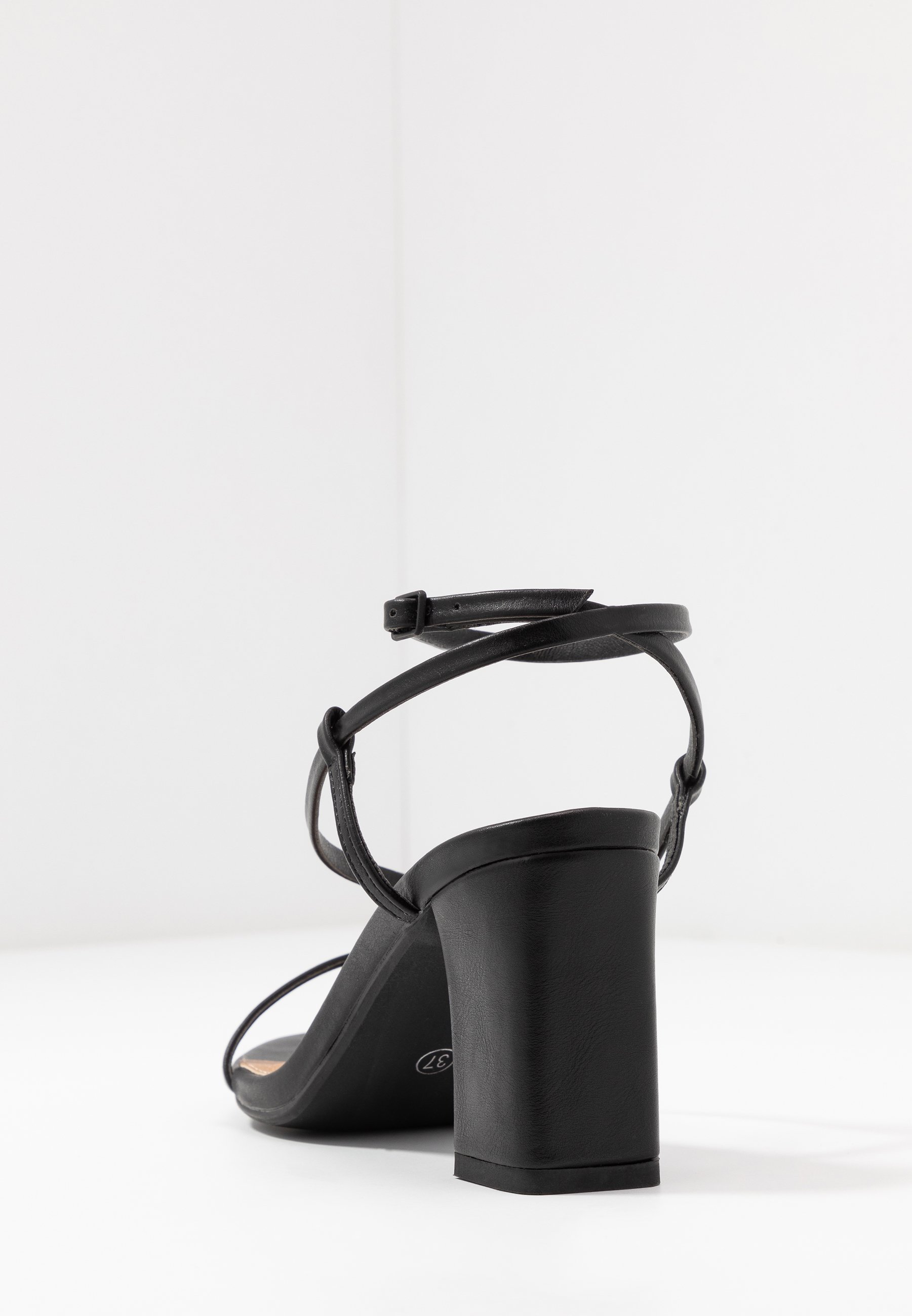 HARPER STRAPPY HEEL Sandaler black HARPER STRAPPY HEEL Sandaler black