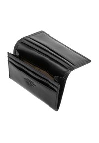 Portefeuille en cuir noir avec plusieurs emplacements pour cartes, texture lisse et design compact à deux volets. Présente des détails en relief du logo.