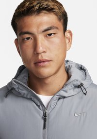 Nike Performance UNLIMITED - Outdoorjakke - smokegreysmokegrey