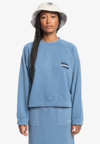 Sweater - blue