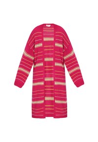 Różowy sweter zapinany na plecach z długimi rękawami, otwarty z przodu, z poziomymi paskami w kolorze żółtym, białym i czerwonym na całej powierzchni.