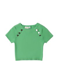 Top corto verde acanalado con un escote redondo y mangas cortas, que cuenta con tres botones decorativos en el hombro y un diseño recortado.