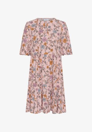 Blomsterkjole i lyserødt stof med korte ærmer, rund halsudskæring og et lagdelt skørt. Dekoreret med flerfarvede blomster mønstre.