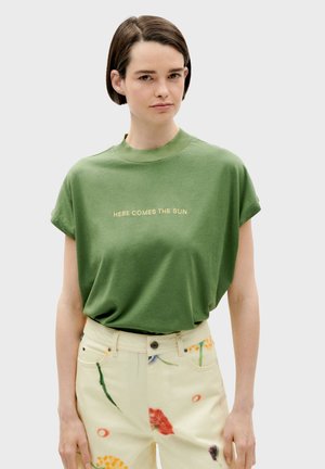 Thinking Mu HERE COMES THE SUN - T-shirt print - olive green