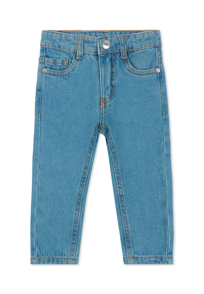 Pantaloni in denim azzurro chiaro con design a gamba dritta, dotati di cinque tasche e chiusura con bottone in metallo. Dettagli cuciti lungo le cuciture.