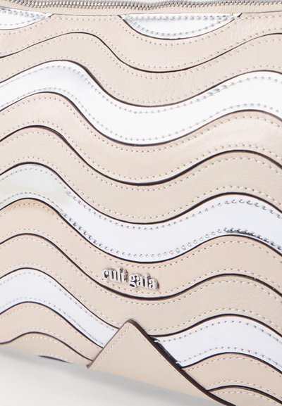 Cult Gaia HERA MINI SHOULDER - Τσάντα χειρός - off white/multi coloured