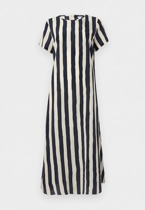 Μάξι φόρεμα με κοντά μανίκια, με κάθετες ευρείες μαύρες και λευκές ρίγες και στρογγυλή λαιμόκοψη.