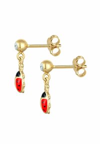 Guldtonade örhängen med hängande nyckelpiga charms i röd och svart emalj, dekorerade med små klara stenar på stiftet.