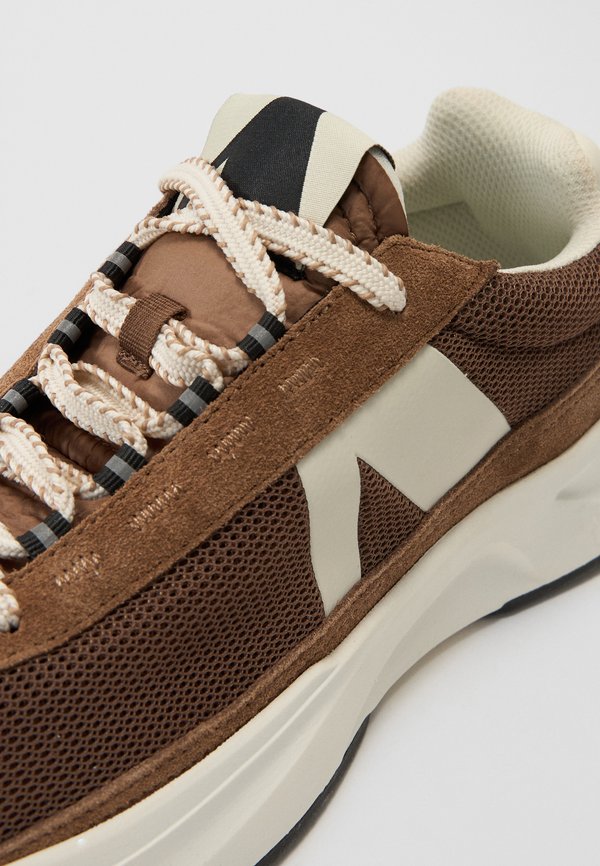 CITY FREE TOFU - Trainers2