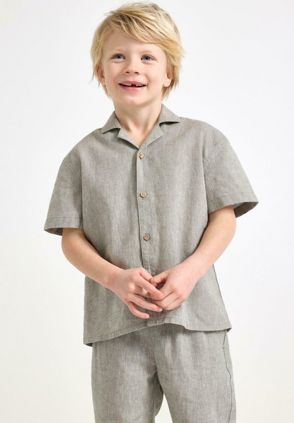 SHORT-SLEEVED - Hemd