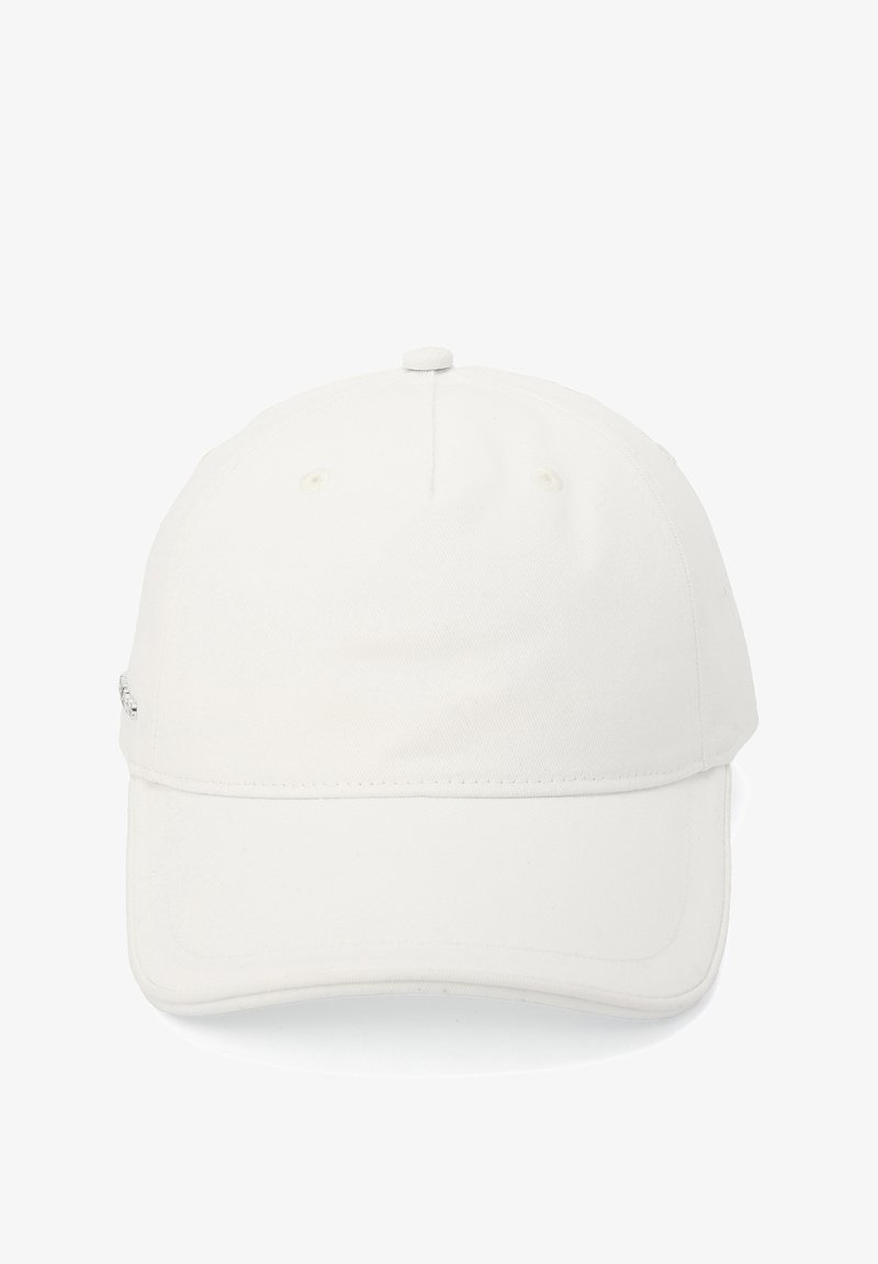 Casquette de baseball blanche unie avec une visière courbée et des œillets de ventilation, vue de face sur fond blanc.