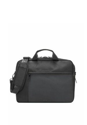 Czarna prostokątna torba na laptopa z wyściełanym paskiem na ramię, górnymi uchwytami do przenoszenia i przednią kieszenią na zamek na białym tle.