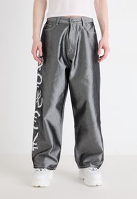 Jaded London CURRENCY SHINY COLOSSUS - Jean large - silver