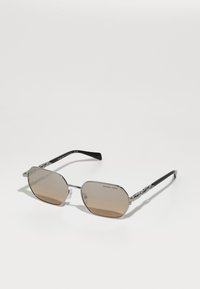 Unselected, silver shiny
