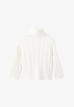 Bijeli pulover s rolkom od tkanja s kabelskim uzorkom, dugih rukava i rebrastim manšetama i rubom.