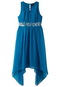 Abito teal con design senza maniche, orlo a strati e cintura decorativa con paillettes. Presenta una apertura a forma di chiave sul retro.