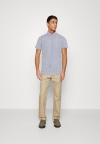 JACK & JONES Jjesummer Tunic Linen Blend Shirt LS SN Camicia a Maniche Lunghe, Crockery/Stripes:/White, XS Uomo