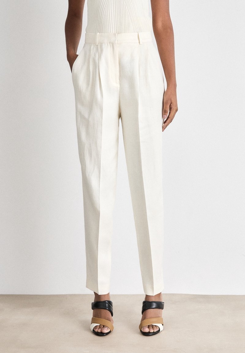 BOSS Tygbyxor - off-white