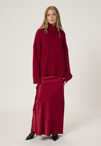 My Essential Wardrobe LONG  - Fustă maxi - burgundy red