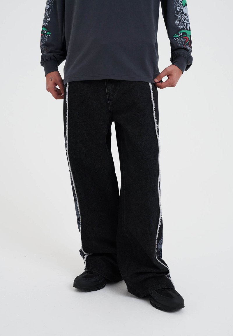 Ed Hardy - - Jeansy Straight Leg, Powiększ