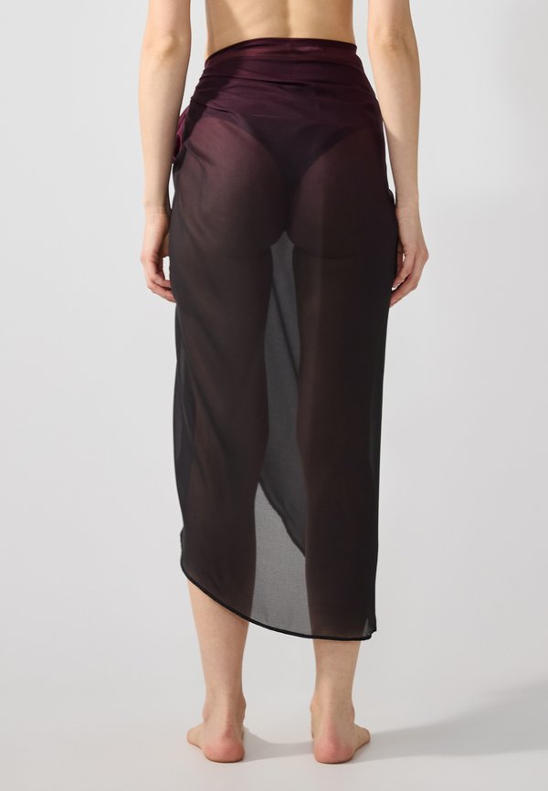 Beach accessory - berry2