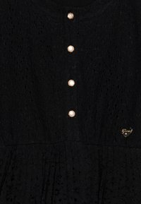 Guess JUNIOR LACE PLEATED DRESS - Cocktail dress / Party dress - jet black