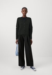 Gina Tricot CARDIGAN - Cardigan - black