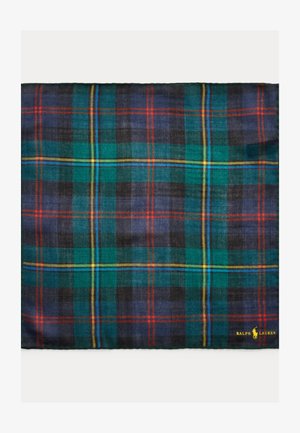 Manta a cuadros en verde oscuro, negro y azul marino con acentos en rojo, azul y amarillo; cuenta con un acabado texturizado y el logo de Ralph Lauren en amarillo.