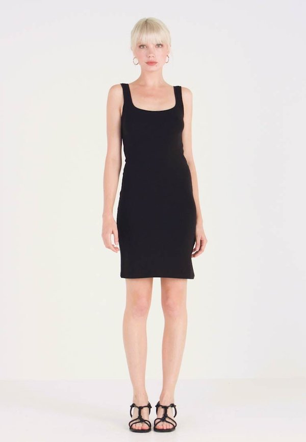 SUE LONG SOLID - Shift dress2