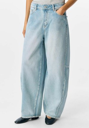 Wide leg - light blue denim