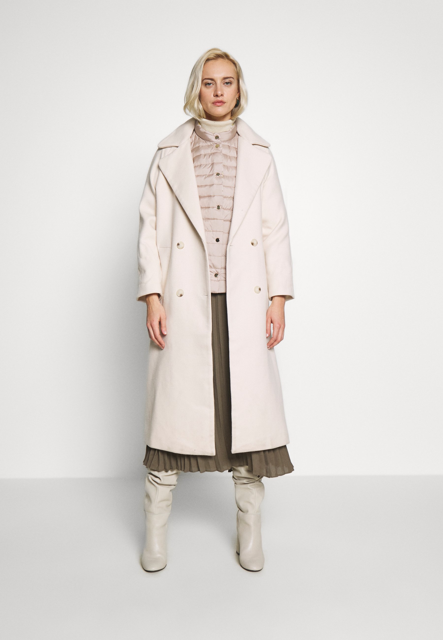 s.Oliver BLACK LABEL Lett jakke asphalt beige Zalando.no s.Oliver BLACK LABEL Lett jakke asphalt beige Zalando.no