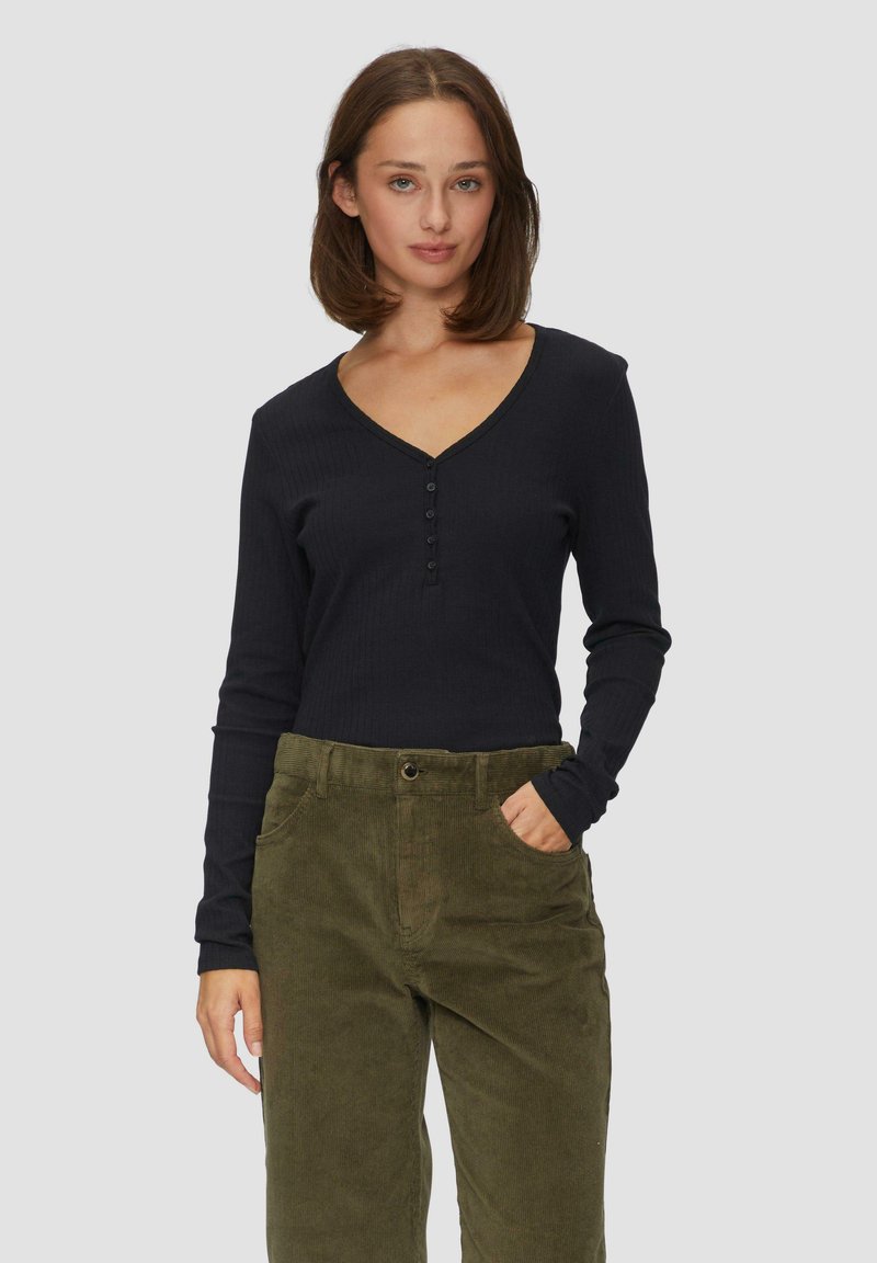 s.Oliver MIT HENLEYAUSSCHNITT - Longsleeve - schwarz