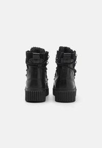 Marc O'Polo Bottines à plateau - black