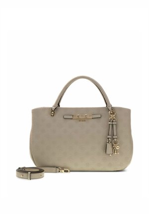 Sac à main beige avec motif embossé, deux poignées, garnitures dorées, breloques décoratives en forme de clés et bandoulière amovible à côté.