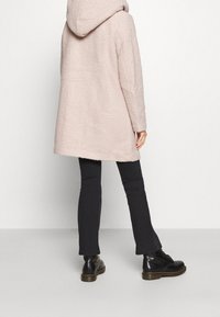 VILA Klassisk kappa / rock - nude