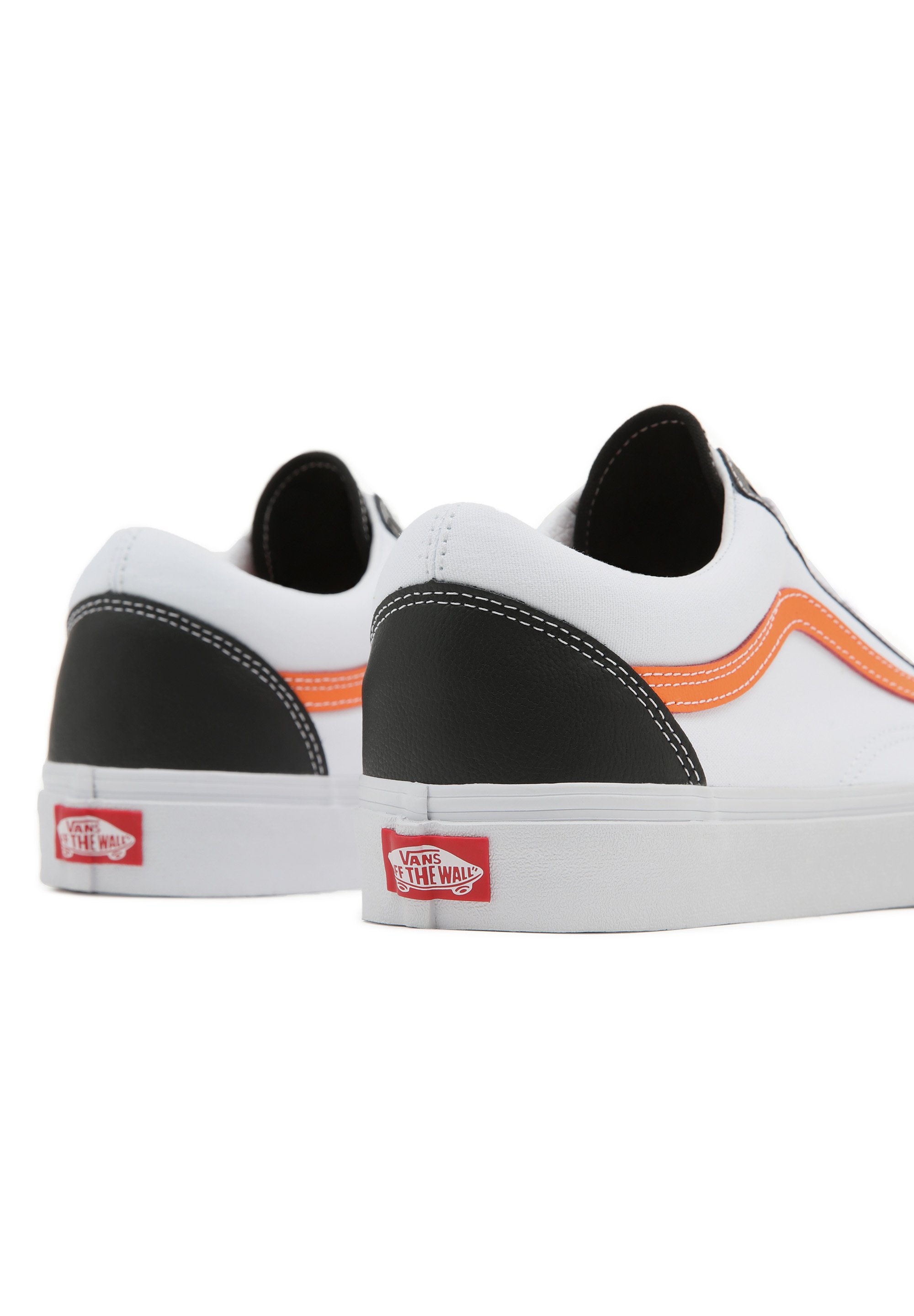 vans sport black classic white