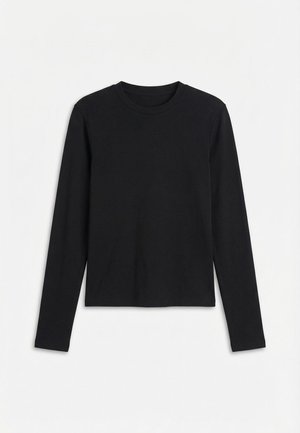 Tricou negru cu mâneci lungi și guler rotund, cu un design simplu și cambrat, afișat pe un fundal alb.
