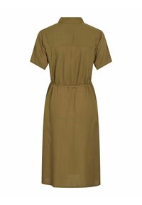 Robe vert olive mi-longue aux genoux avec manches courtes, col et fine ceinture à la taille, vue de dos.