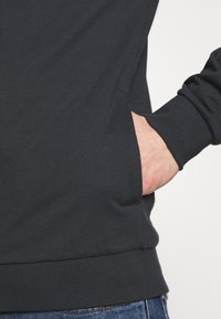 EA7 Emporio Armani Camisola com fecho - night blue